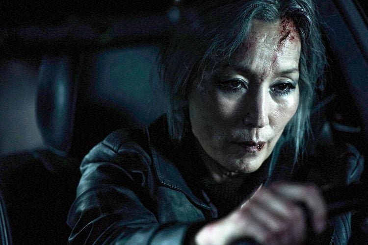 The Old Woman with the Knife LTD. - 4K HDR 2-Disc Limited Edition (4K Ultra  HD) (+ Blu-ray) als Blu-ray kaufen