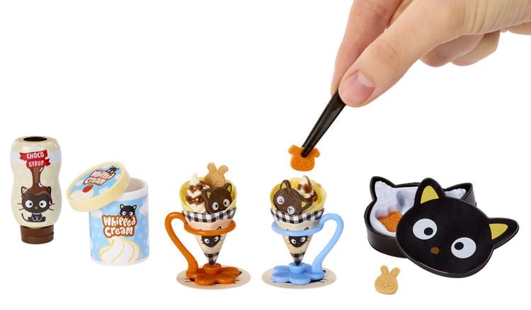 Produktbild: MGA's Miniverse - Make It Mini SANRIO Hello Kitty Series 4 in PDQ