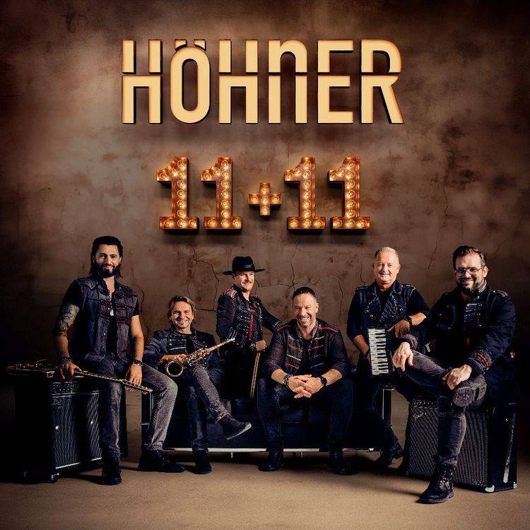 Produktbild: 11 + 11 (2 CD Digipak)