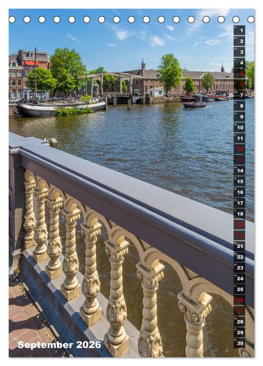 Produktbild: AMSTERDAM Charmantes Stadtherz (Tischkalender 2026 DIN A5 hoch), CALVENDO Monatskalender