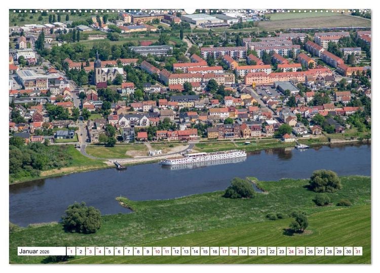 Produktbild: Lutherstadt Wittenberg - Stadt der Reformation aus der Vogelperspektive (hochwertiger Premium Wandkalender 2026 DIN A2 quer), Kunstdruck in Hochglanz