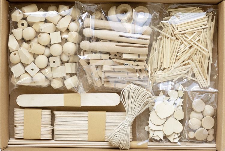 Produktbild: Folia Kreativ Box HOLZ MIX 600+ Teile