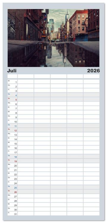 Produktbild: Familienplaner 2026 - New York City - der besondere Blick auf Big Apple mit 5 Spalten (Wandkalender, 21 x 45 cm) CALVENDO