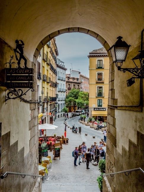 Produktbild: CALVENDO Puzzle Arco de Cuchilleros | 1000 Teile Lege-Gr&ouml;&szlig;e 64x48cm Foto-Puzzle f&uuml;r gl&uuml;ckliche Stunden
