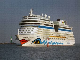 Produktbild: CALVENDO Puzzle Aida Stella in der Hafeneinfahrt Warnem&uuml;nde | 1000 Teile Lege-Gr&ouml;&szlig;e 64x48cm Foto-Puzzle f&uuml;r gl&uuml;ckliche Stunden