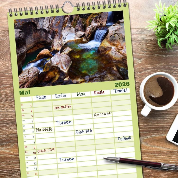 Produktbild: Familienplaner 2026 - Naturschauspiel Zillertaler Wasser mit 5 Spalten (Wandkalender, 21 x 45 cm) CALVENDO