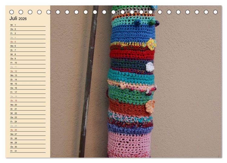 Produktbild: Urban Knitting L&uuml;neburg (Tischkalender 2026 DIN A5 quer), CALVENDO Monatskalender