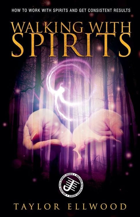 Produktbild: Walking with Spirits