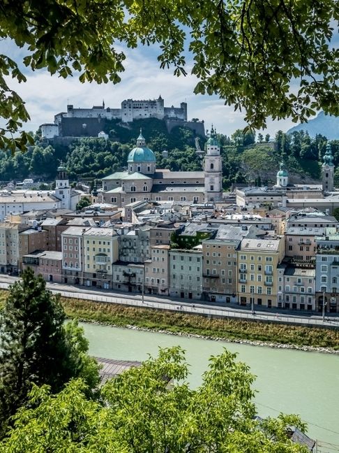 Produktbild: CALVENDO Puzzle SALZBURG Wundersch&ouml;ner Blick auf die Altstadt | 1000 Teile Lege-Gr&ouml;&szlig;e 64x48cm Foto-Puzzle f&uuml;r gl&uuml;ckliche Stunden