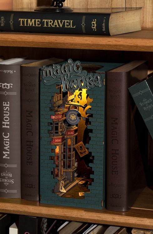 Produktbild: Book Nook DIY B&uuml;cherecke Magic House