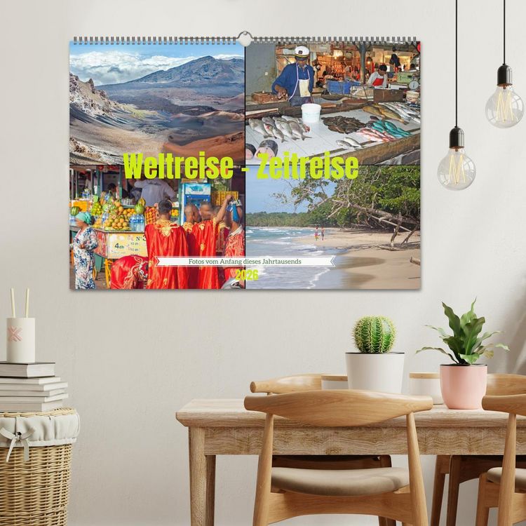 Produktbild: Weltreise - Zeitreise: Fotos vom Anfang dieses Jahrtausends (Wandkalender 2026 DIN A2 quer), CALVENDO Monatskalender