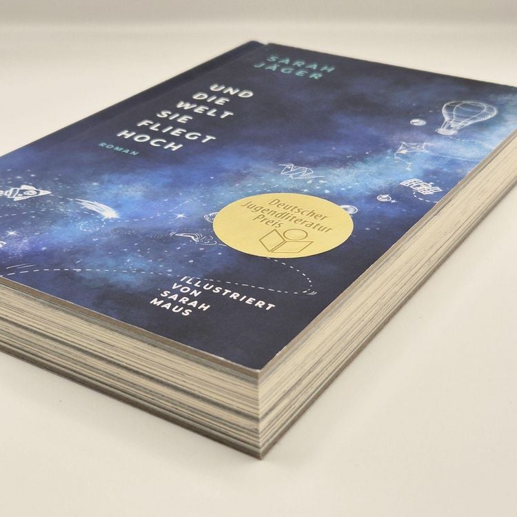 Und die Welt, sie fliegt hoch