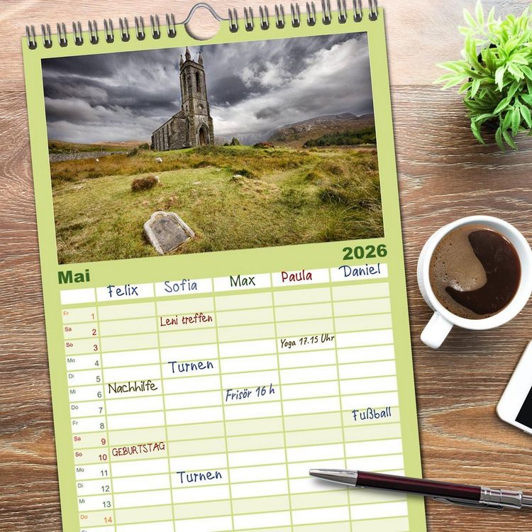 Produktbild: Familienplaner 2026 - Irland - Zauberhafte Insel in gr&uuml;n mit 5 Spalten (Wandkalender, 21 x 45 cm) CALVENDO