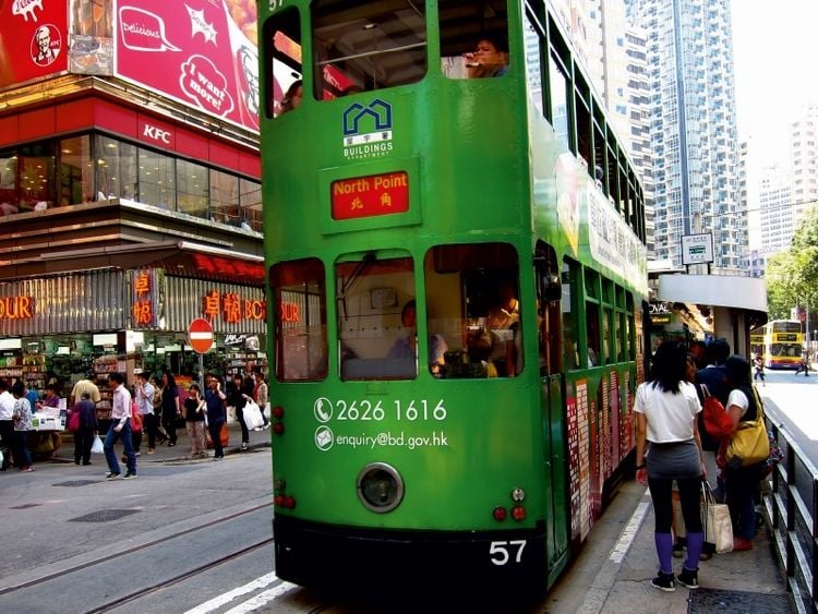 Produktbild: CALVENDO Puzzle Alte Stra&szlig;enbahn auf Hongkong Island | 1000 Teile Lege-Gr&ouml;&szlig;e 64x48cm Foto-Puzzle f&uuml;r gl&uuml;ckliche Stunden