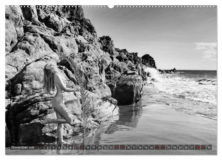 Produktbild: Girls and Nature (hochwertiger Premium Wandkalender 2026 DIN A2 quer), Kunstdruck in Hochglanz