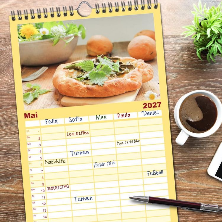 Produktbild: Familienplaner 2027 - K&ouml;stliche Brennnessel mit 5 Spalten (Wandkalender, 21 x 45 cm) CALVENDO