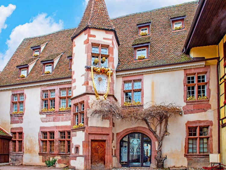 Produktbild: CALVENDO Puzzle Historischer Turm mit Sonnenuhr | 1000 Teile Lege-Gr&ouml;&szlig;e 64x48cm Foto-Puzzle f&uuml;r gl&uuml;ckliche Stunden