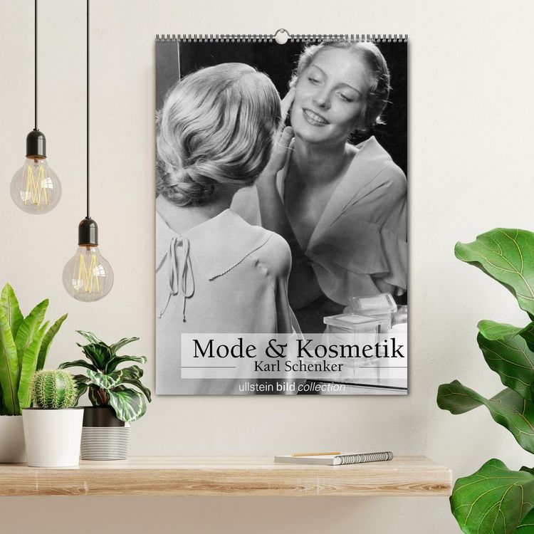 Produktbild: Mode und Kosmetik - Karl Schenker (Wandkalender 2026 DIN A2 hoch), CALVENDO Monatskalender