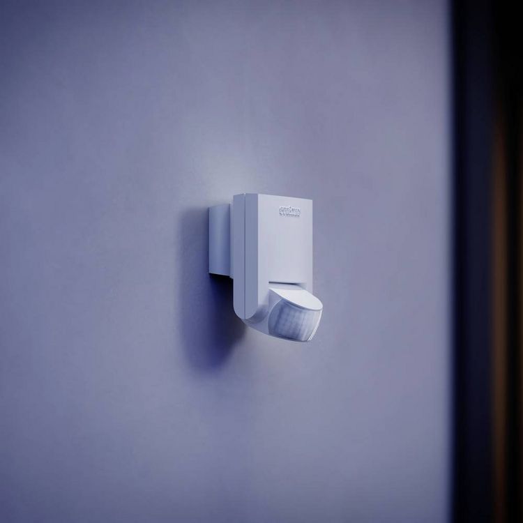 Produktbild: Steinel 660314 Wand, Aufputz PIR-Bewegungsmelder 130&deg; Relais Wei&szlig; IP54