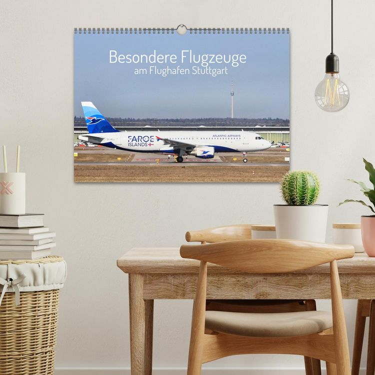 Produktbild: Besondere Flugzeuge am Flughafen Stuttgart (Wandkalender 2026 DIN A3 quer), CALVENDO Monatskalender