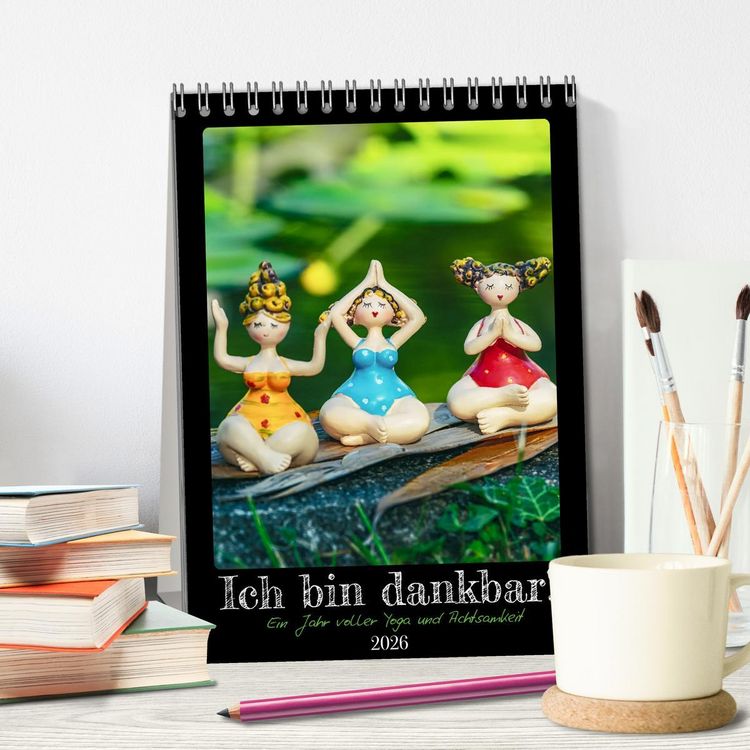 Produktbild: Ich bin dankbar - ein Jahr voller Yoga und Achtsamkeit - Yoga Kalender (Tischkalender 2026 DIN A5 hoch), CALVENDO Monatskalender