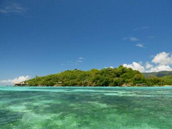 Produktbild: CALVENDO Puzzle Long Island, Seychellen | 1000 Teile Lege-Gr&ouml;&szlig;e 64x48cm Foto-Puzzle f&uuml;r gl&uuml;ckliche Stunden