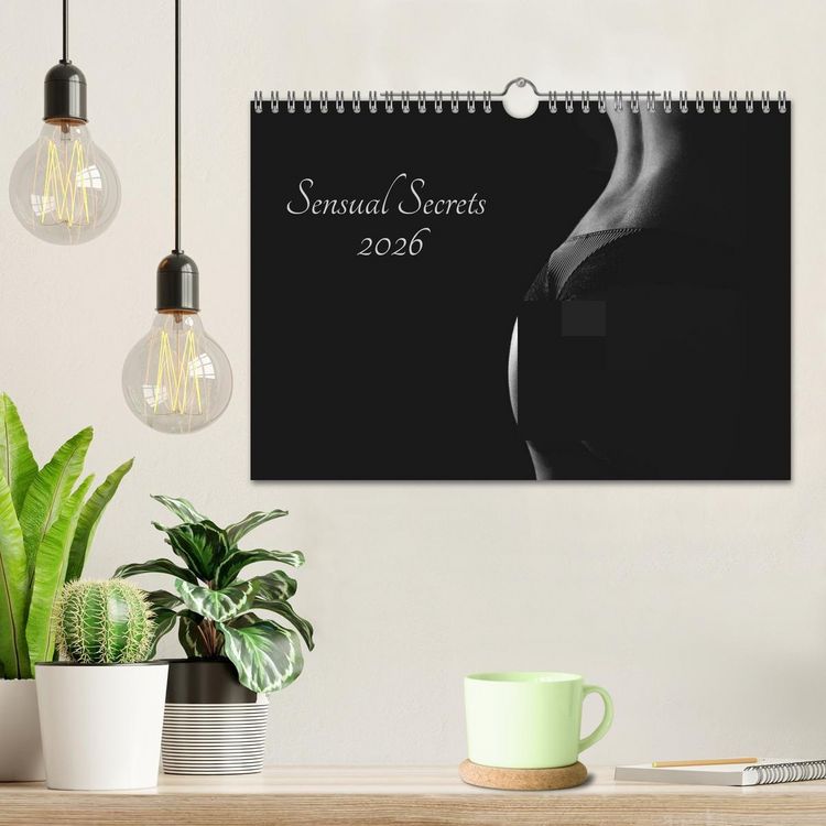 Produktbild: Sensual Secrets (Wandkalender 2026 DIN A4 quer), CALVENDO Monatskalender