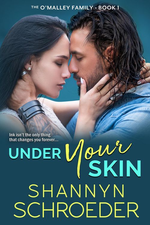 Produktbild: Under Your Skin (The O'Malley Family, #1)