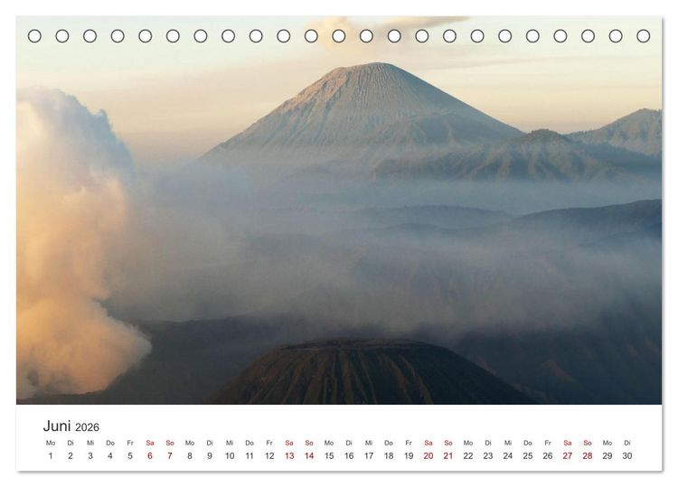 Produktbild: Vulkane - Die atemberaubendsten Motive der Feuerspucker. (Tischkalender 2026 DIN A5 quer), CALVENDO Monatskalender