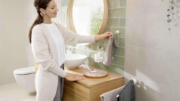 Produktbild: Tesa MOON WHITE Handtuchhaken Klebstoff Metall