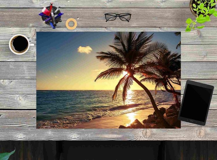 Produktbild: Cover-your-desk Schreibtischunterlage f&uuml;r Kinder und Erwachsene Palmen am Strand, aus hochwertigem Vinyl , 60 x 40 cm