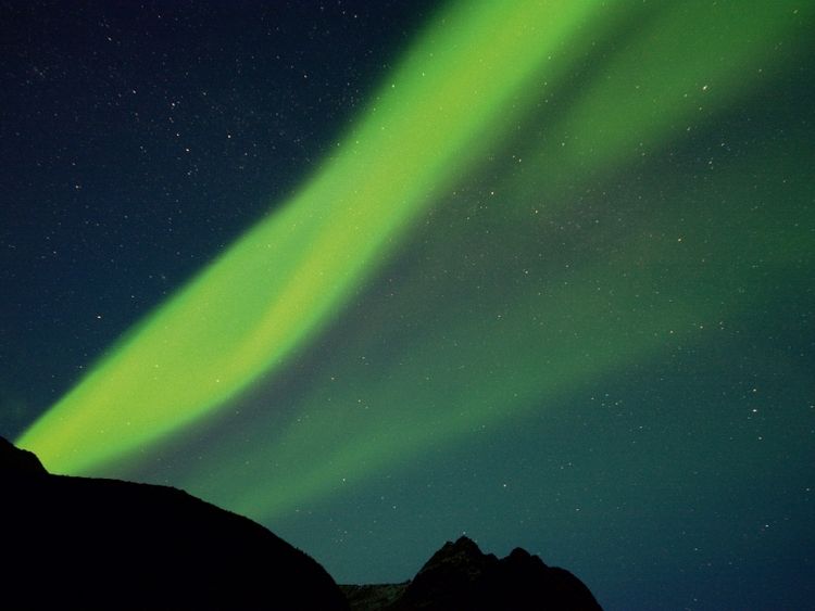 Produktbild: CALVENDO Puzzle Ein Motiv aus dem Kalender Nordlicht-Zauber auf den Lofoten. Aurora borealis | 1000 Teile Lege-Gr&ouml;&szlig;e 64x48cm Foto-Puzzle f&uuml;r gl&uuml;ckliche Stunden