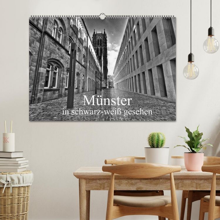 Produktbild: M&uuml;nster in schwarz-wei&szlig; gesehen (Wandkalender 2026 DIN A2 quer), CALVENDO Monatskalender