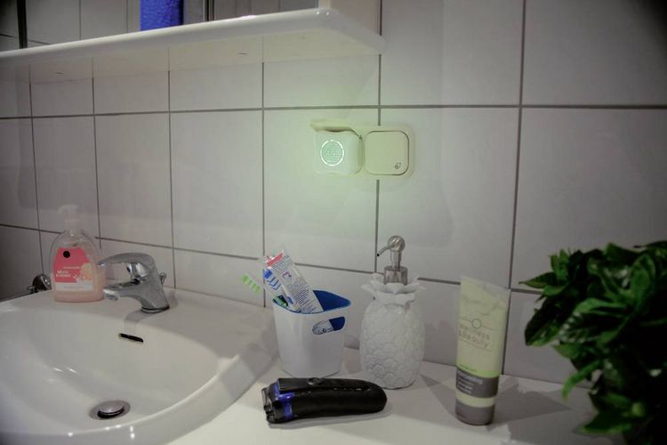 Produktbild: Gardigo Ultraschall M&uuml;ckenvertreiber LED 66993 Insektenvertreiber Ultraschall (B x H x T) 65 x 65 x 68 mm Wei&szlig; 1 St.