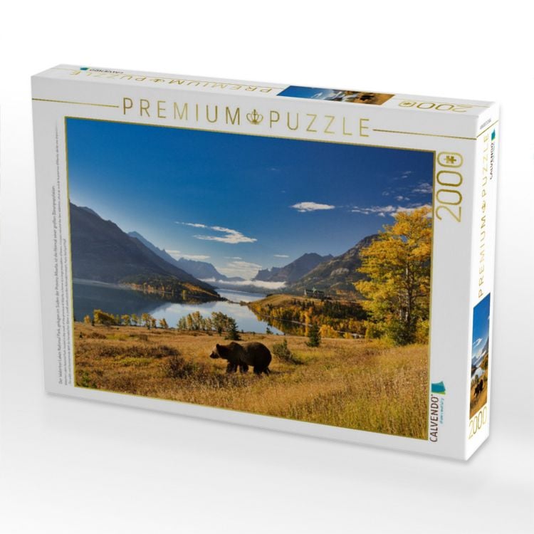 Produktbild: CALVENDO Puzzle Der Waterton Lakes National Park, gelegen im S&uuml;den der Provinz Alberta, ist die Heimat einer gro&szlig;en B&auml;renpopulation. | 2000 Teile Lege