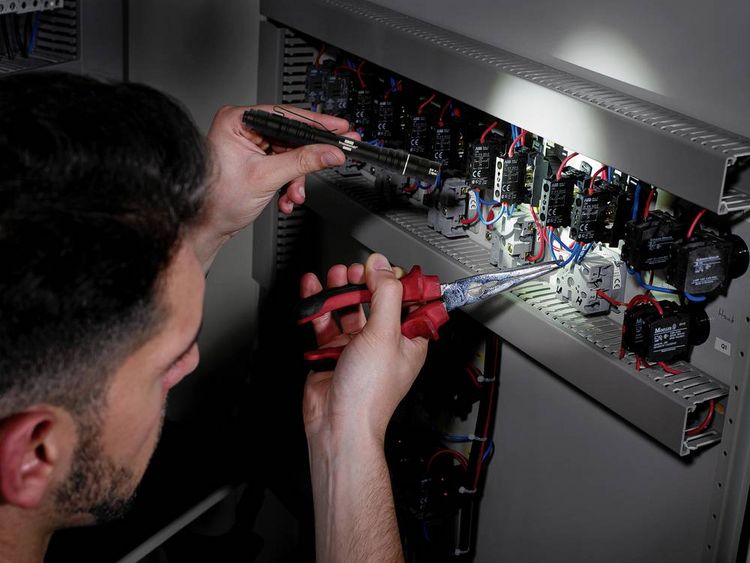 Produktbild: Brennenstuhl TL 210 F LED Taschenlampe batteriebetrieben 180lm 7h 60g