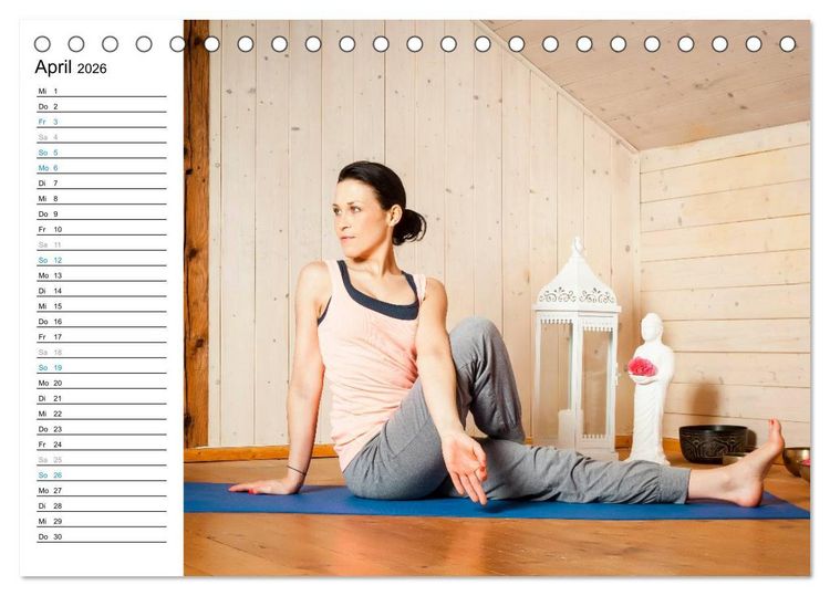Produktbild: Yoga - ganz einfach zuhause (Tischkalender 2026 DIN A5 quer), CALVENDO Monatskalender
