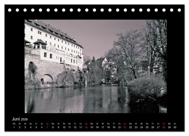 Produktbild: Sch&ouml;nheit an der Moldau - Cesky Krumlov (Tischkalender 2026 DIN A5 quer), CALVENDO Monatskalender