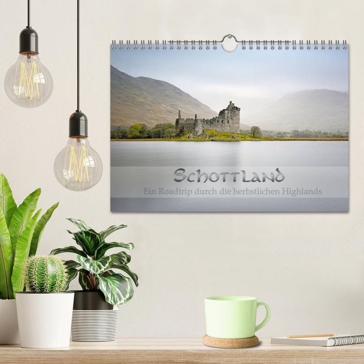 Produktbild: Schottland - Ein Roadtrip durch die herbstlichen Highlands (Wandkalender 2026 DIN A4 quer), CALVENDO Monatskalender
