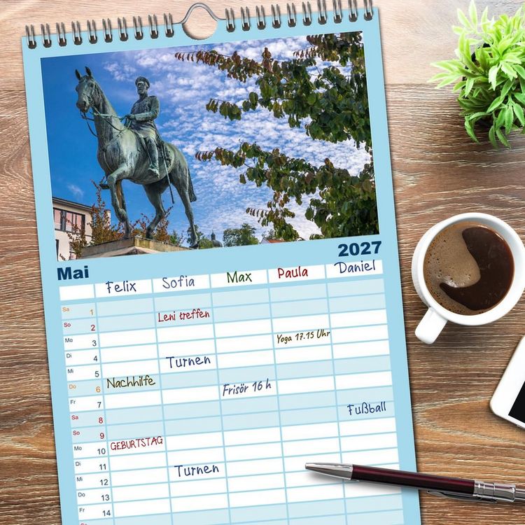 Produktbild: Familienplaner 2027 - Sigmaringen - h&uuml;bsche Kleinstadt an der Donau mit 5 Spalten (Wandkalender, 21 x 45 cm) CALVENDO