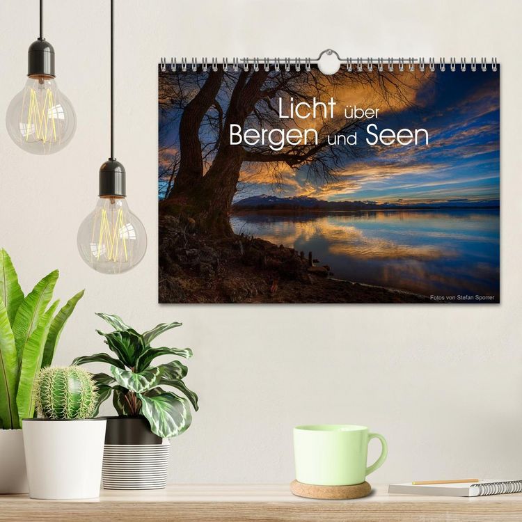 Produktbild: Licht &uuml;ber Bergen und Seen (Wandkalender 2026 DIN A4 quer), CALVENDO Monatskalender