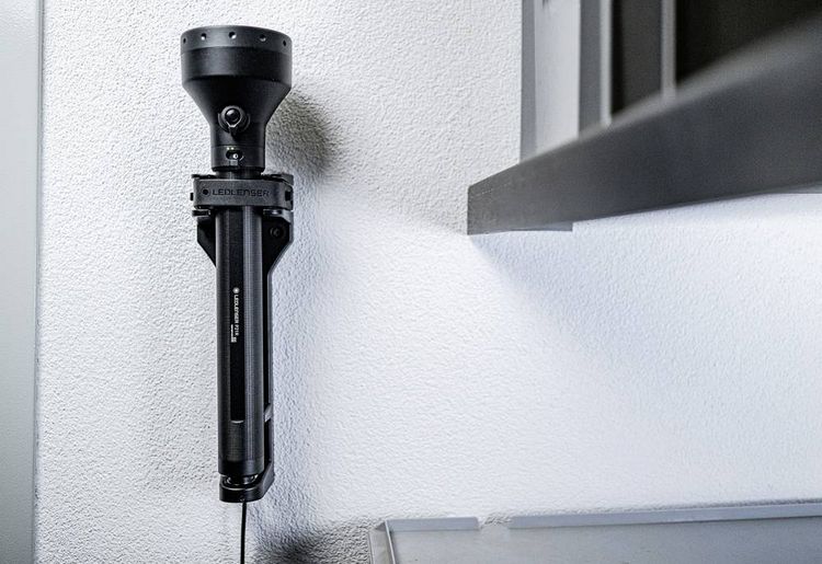 Produktbild: Ledlenser P21R Taschenlampe akkubetrieben 5000lm 25h