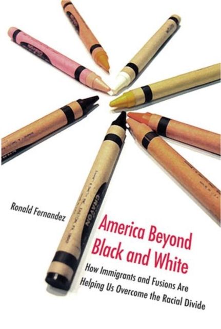 Produktbild: Fernandez, R: America Beyond Black and White