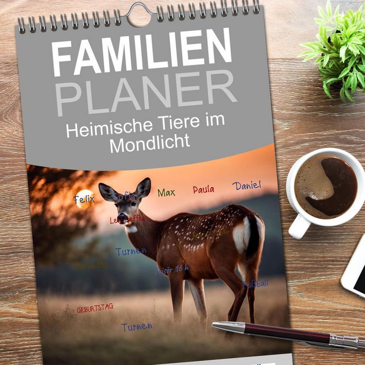 Produktbild: Familienplaner 2026 - Heimische Tiere im Mondlicht mit 5 Spalten (Wandkalender, 21 x 45 cm) CALVENDO
