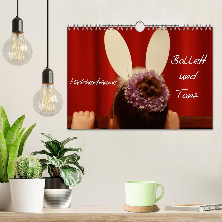 Produktbild: M&auml;dchentr&auml;ume - Ballett und Tanz (Wandkalender 2026 DIN A4 quer), CALVENDO Monatskalender
