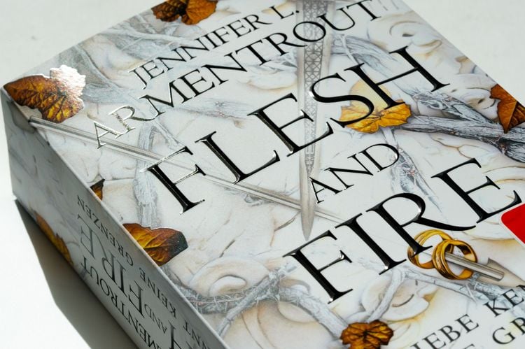 Flesh and Fire – Liebe kennt keine Grenzen