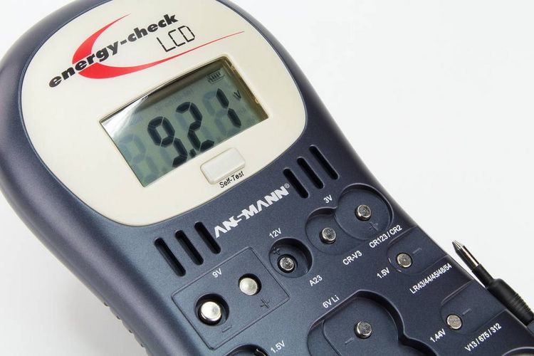 Produktbild: Ansmann Batterietester Energy-Check LCD Messbereich (Batterietester) 1,2 V, 1,5 V, 3 V, 9 V, 12 V Akku, Batterie 4000392