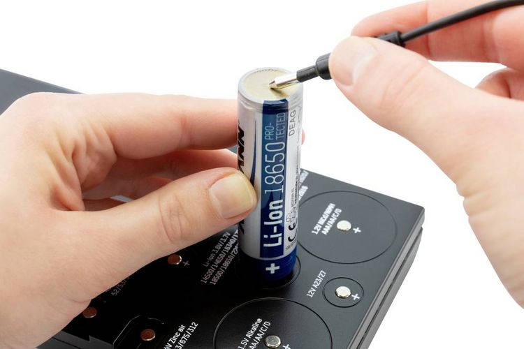 Produktbild: Ansmann Batterietester Energy Check LCD 1900-0100