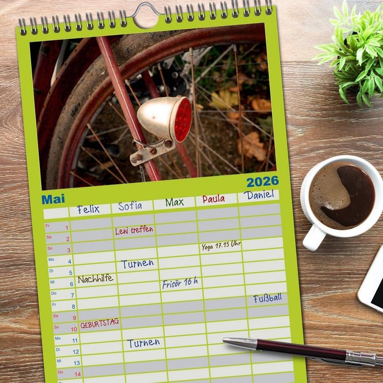 Produktbild: Familienplaner 2026 - Weltfahrrad mit 5 Spalten (Wandkalender, 21 x 45 cm) CALVENDO