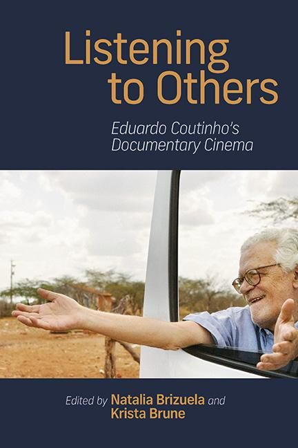 Produktbild: Listening to Others